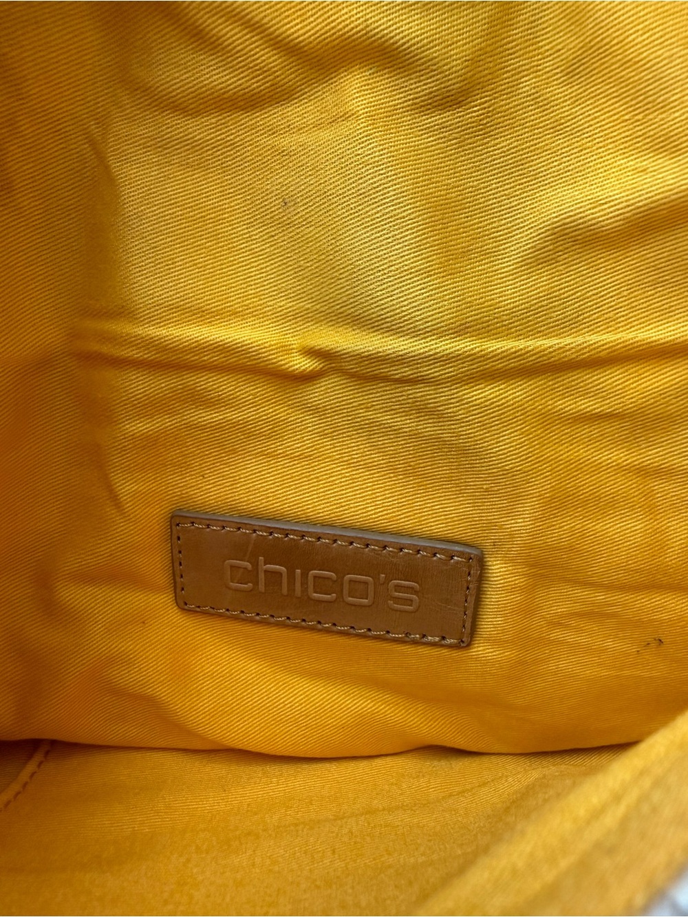 Chico's tropical leaf embroidered clutch purse gold chain - Picture 5 of 7